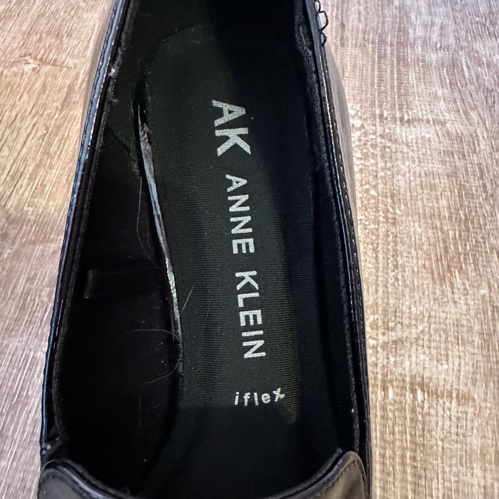 Women’s Anne Klein Shoes, Black, Size 9 - Picture 10 of 13